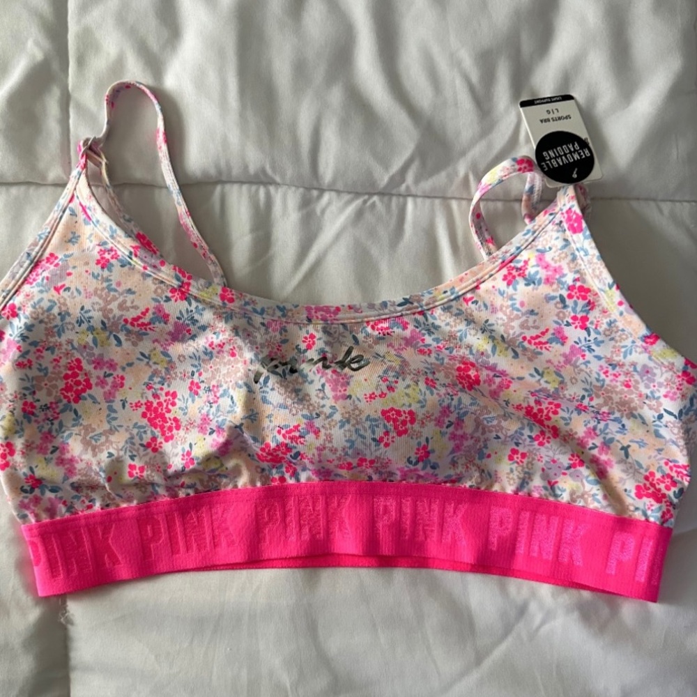 PINK Sports bra 🌸🌸